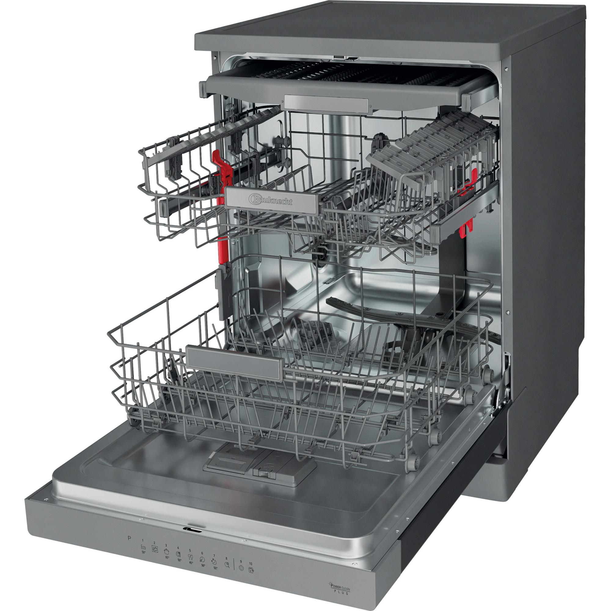 Ein Geschirrspüler mit geöffneter Tür, mit Regalen und einem leeren Innenraum.