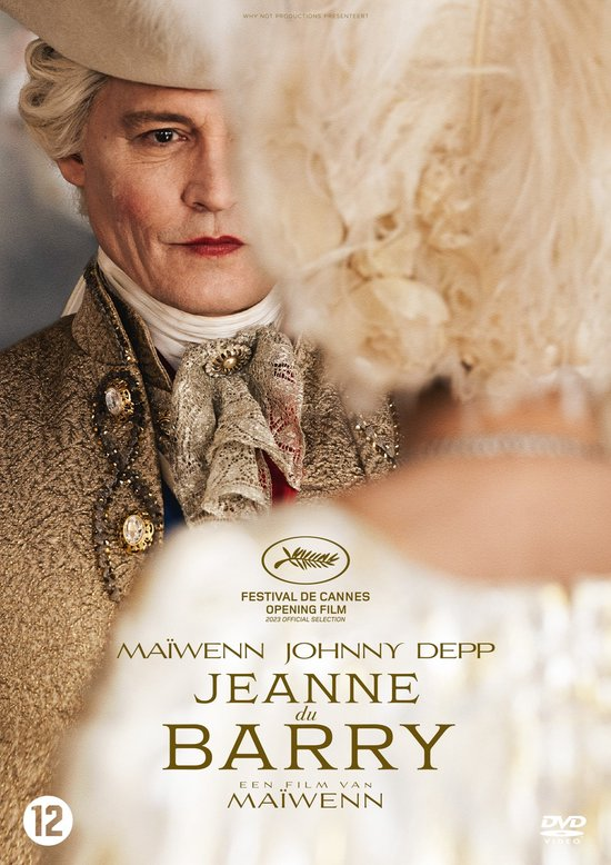 DVD-cover van de film 'Jeanne du Barry', met Johnny Depp. Het gezicht van een vrouw is gedeeltelijk rechts zichtbaar.