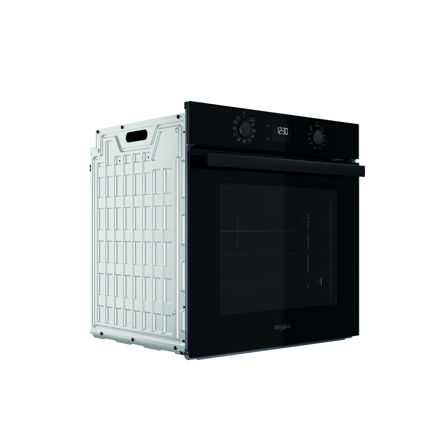 Horno negro con puerta negra sobre fondo blanco.