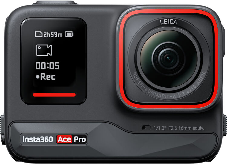 Fekete akciókamera objektívvel és képernyővel. Leica objektív márkajelzés.
