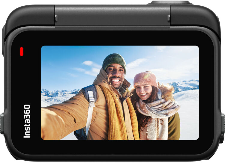 Insta360 kamera, t éli tájban készült szelfit mutat. Fekete keret.