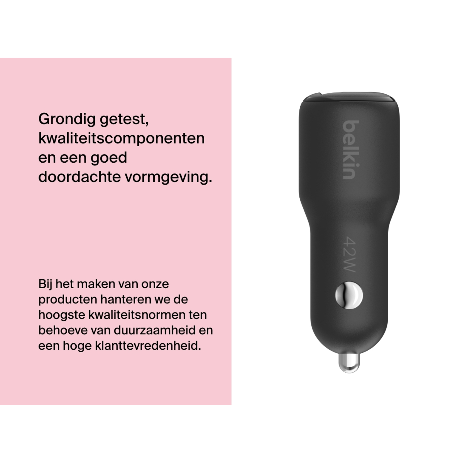 Zwarte Belkin autolader. Tekst: 42W en Belkin logo. Witte achtergrond.