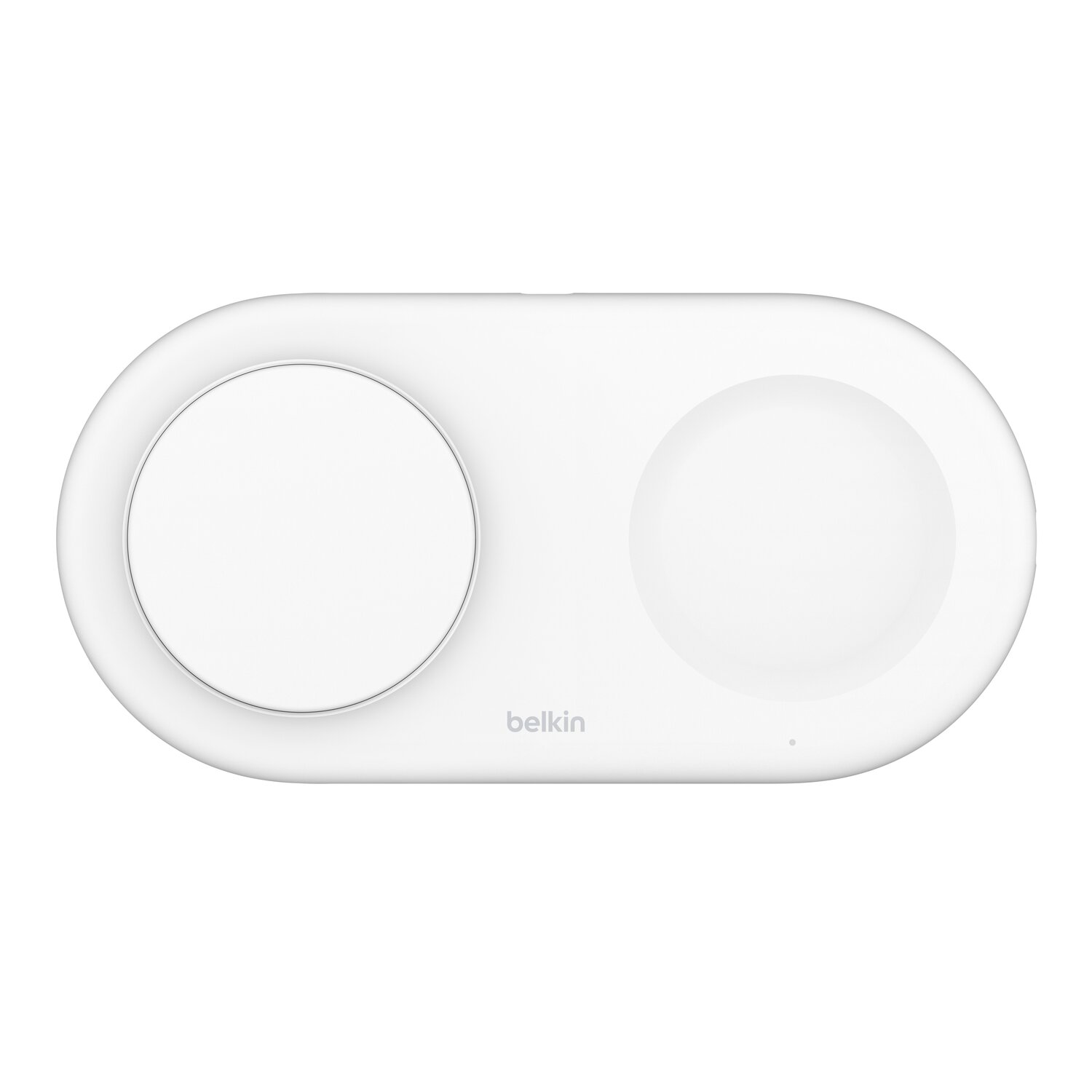 Een wit Belkin oplaadpad voor een telefoon en een horloge.