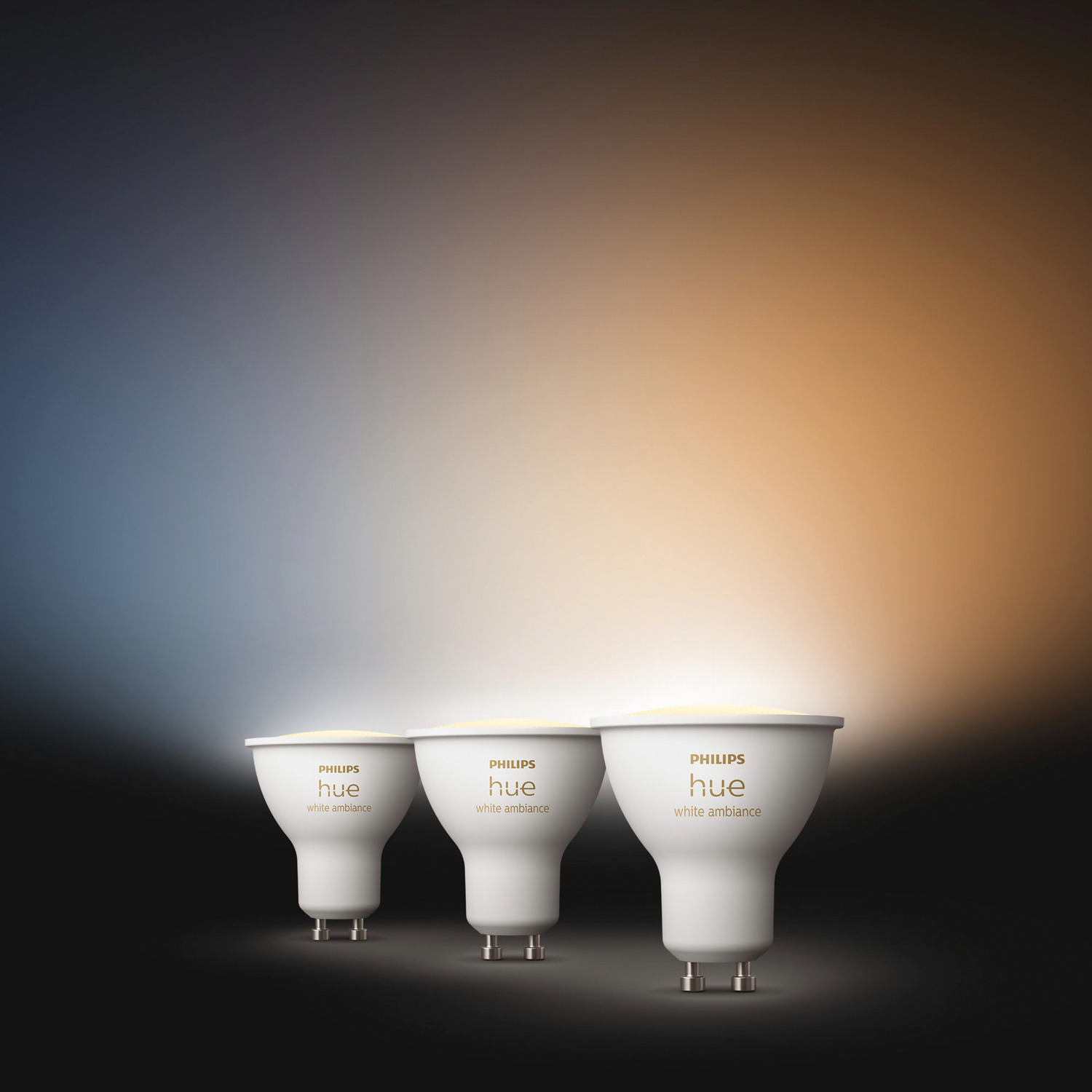 Drie Philips Hue white ambiance slimme lampen.