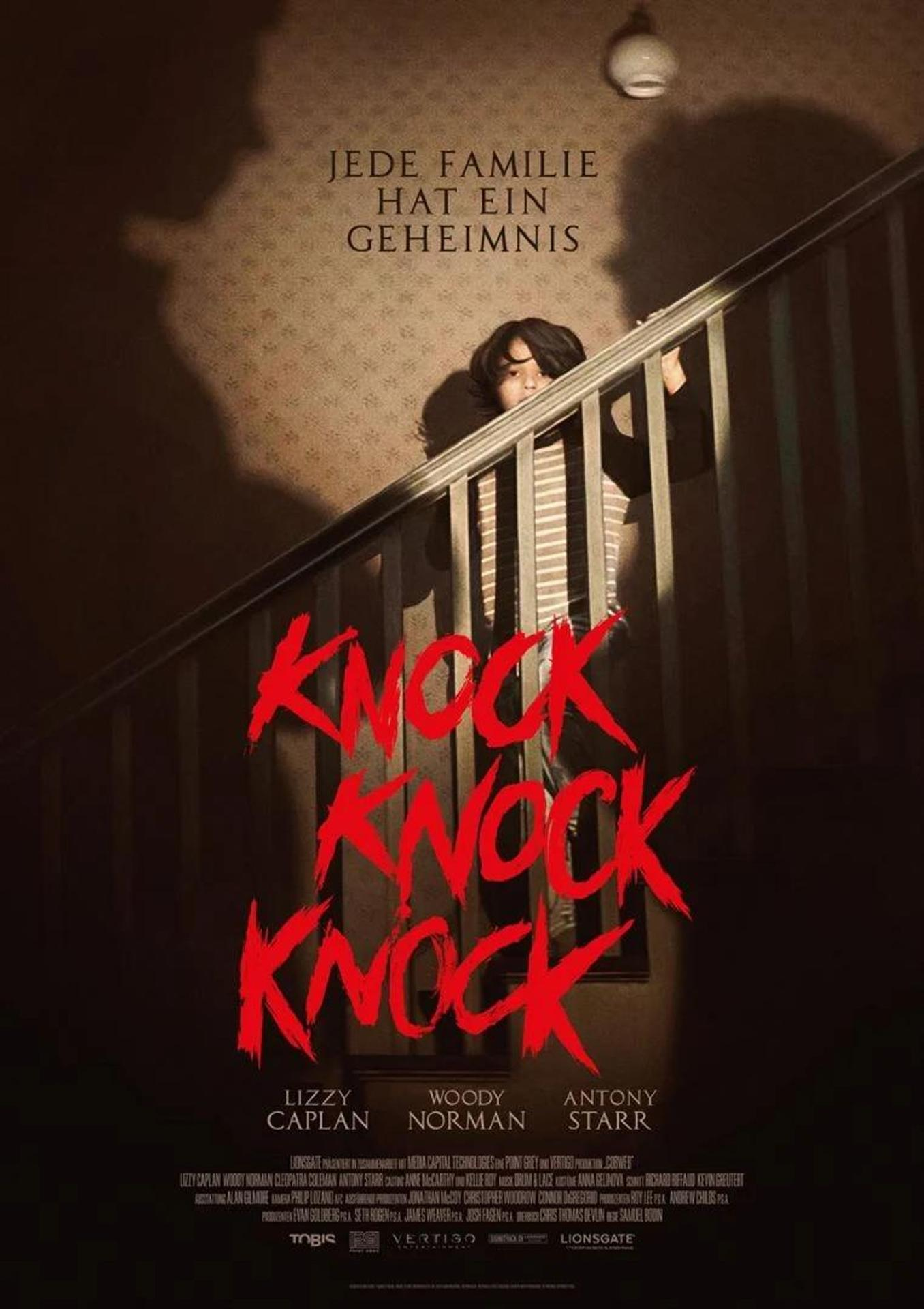 Filmplakat: 'Knock Knock Knock' Titel in Rot, Kind auf Treppe, Schatten von Personen.