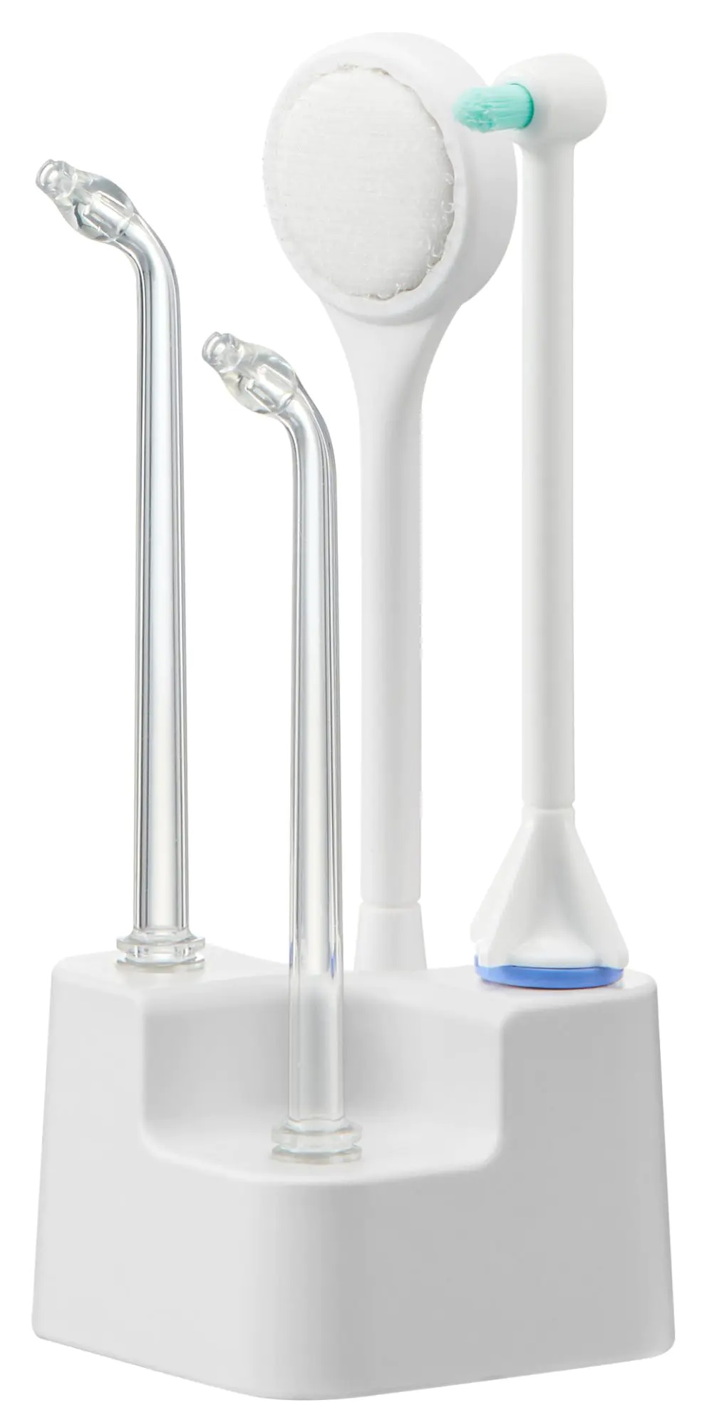 Narzędzia do pielęgnacji zębów na białej podstawie, w tym irygatory i szczoteczka.