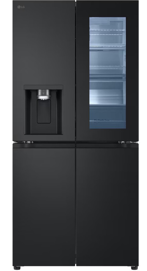 Schwarzer LG-Kühlschrank mit vier Türen und Wasserspender.