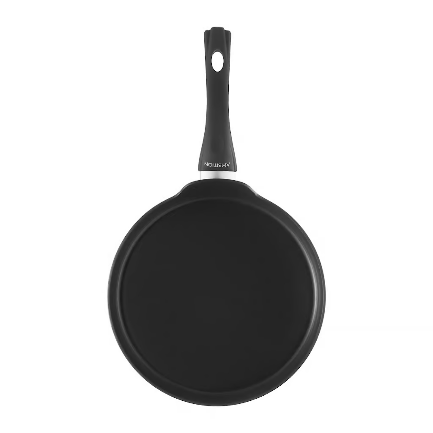 Czarna patelnia z uchwytem na białym tle. Nazwa marki to AMBITION.