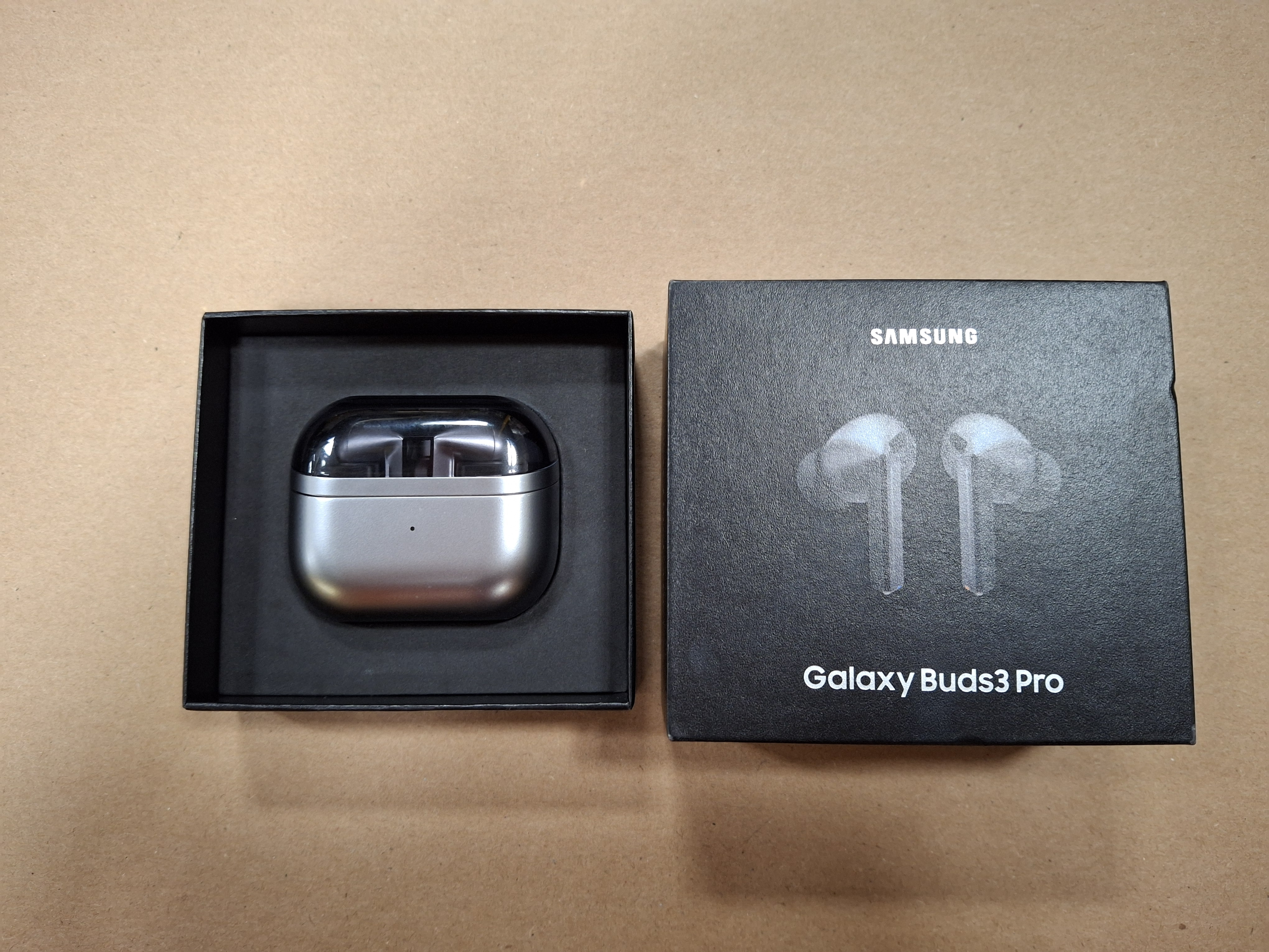 OUTLET - Słuchawki SAMSUNG Galaxy Buds 3 Pro Srebrny
