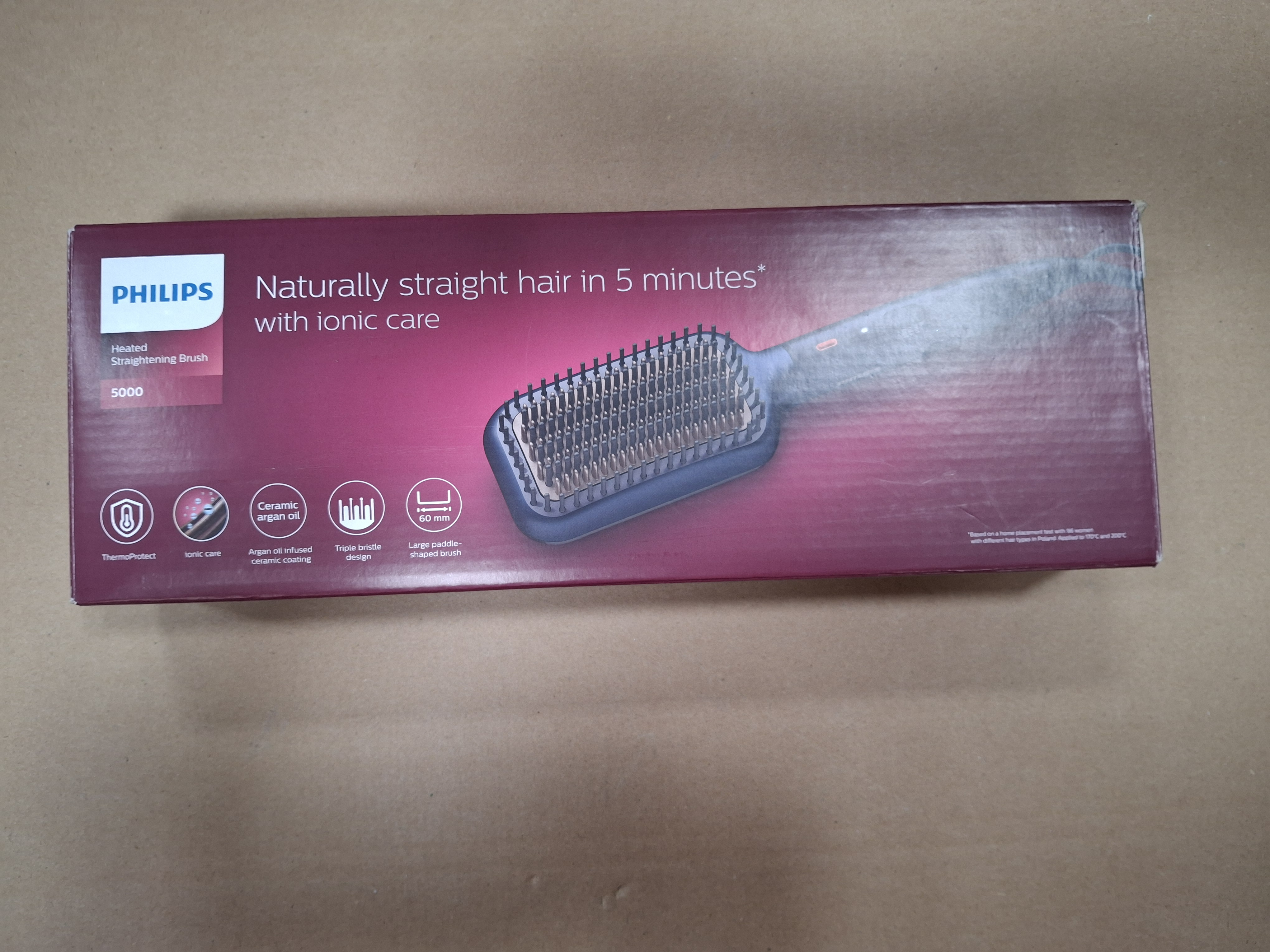 OUTLET - Podgrzewana szczotka prostująca PHILIPS BHH885/00