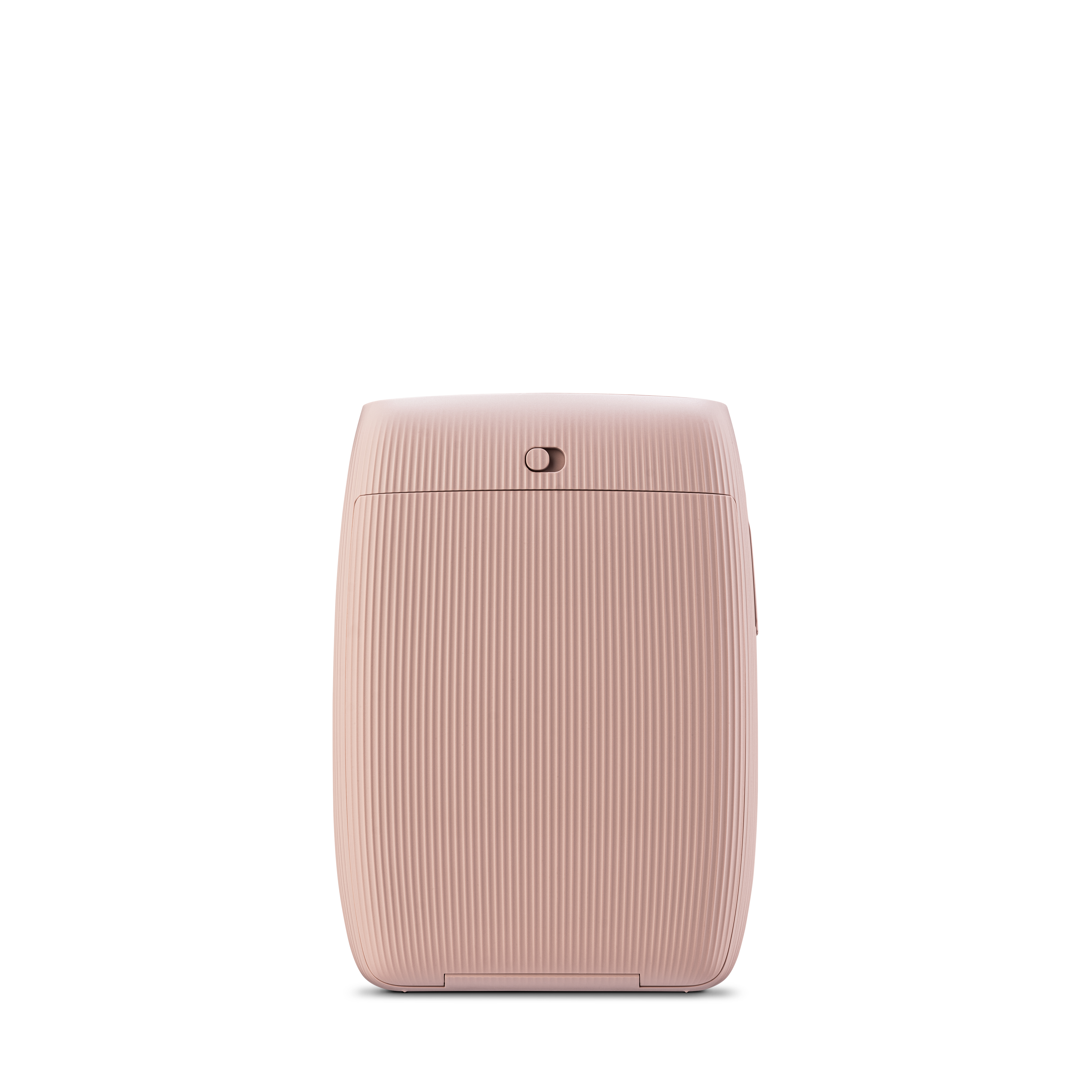Rosa Instax Mini Kamera. Vertikal, mit gerippter Textur, Linse und kleinem Knopf.