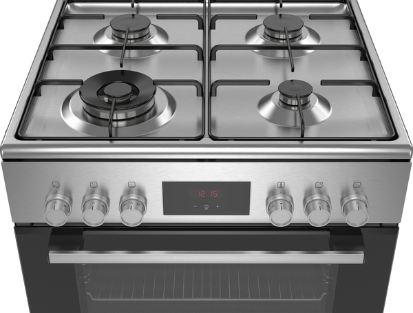 Dört ocaklı ve kontrol düğmeli bir gaz ocağının yukarıdan görünümü, dijital bir saat ekranı ile.