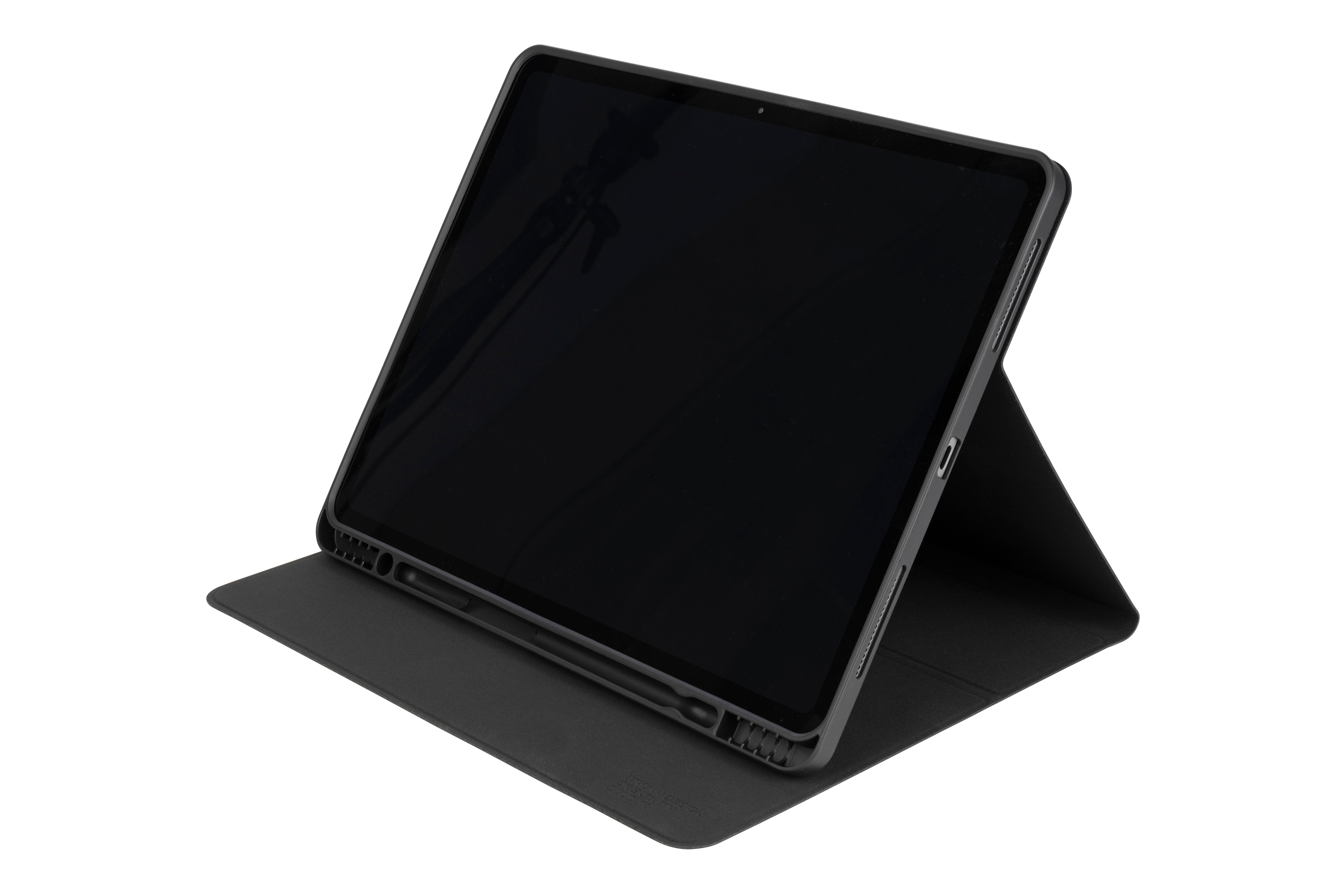 Tablet in einer Hülle, schwarzer Bildschirm, durch die Hülle gestützt.