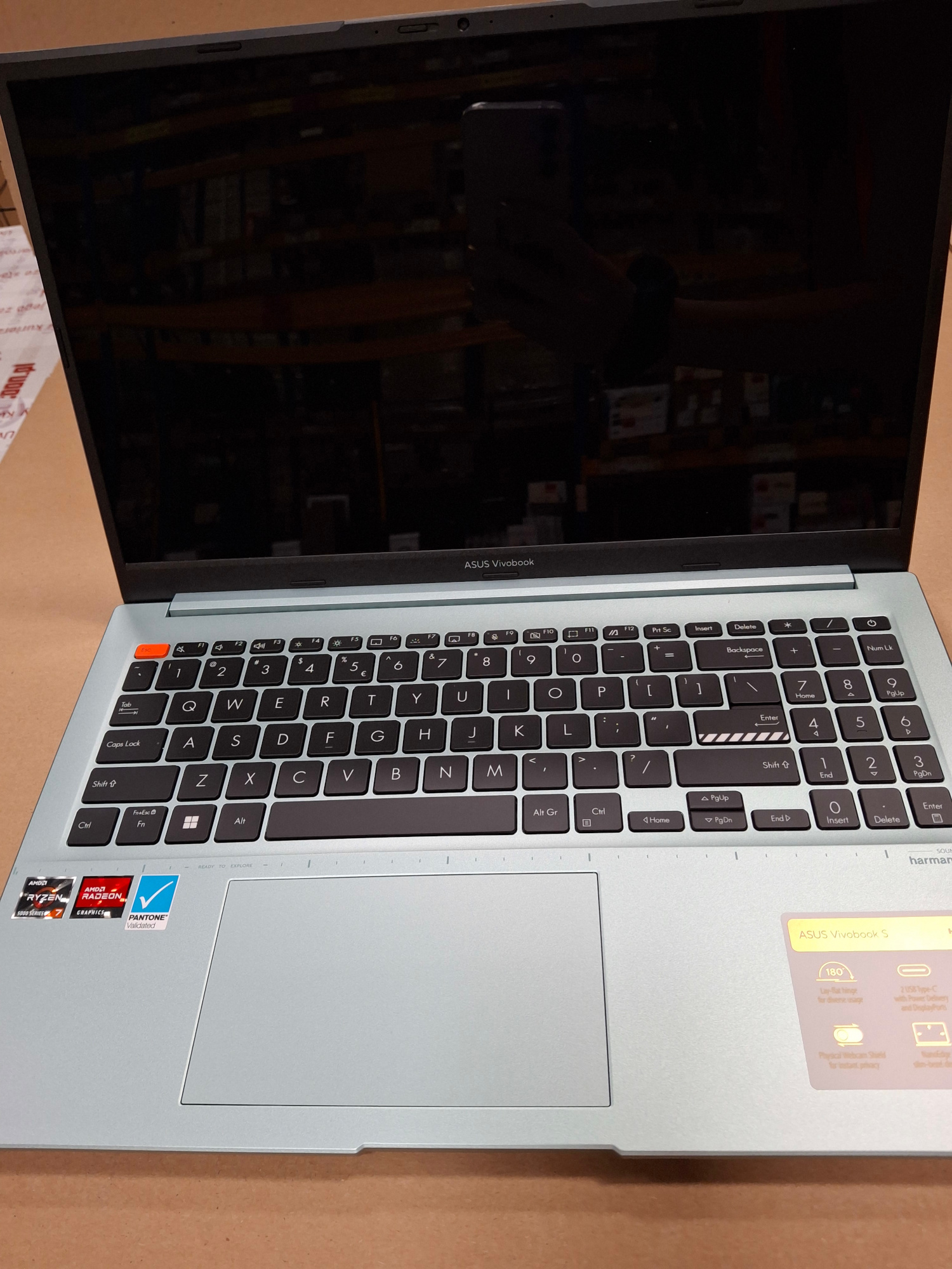 OUTLET - Laptop ASUS VivoBook S15 M3502QA-MA097W OLED Ryzen 7 5800H/16GB/512GB SSD/INT/Win11H Zielony (Brave Green)