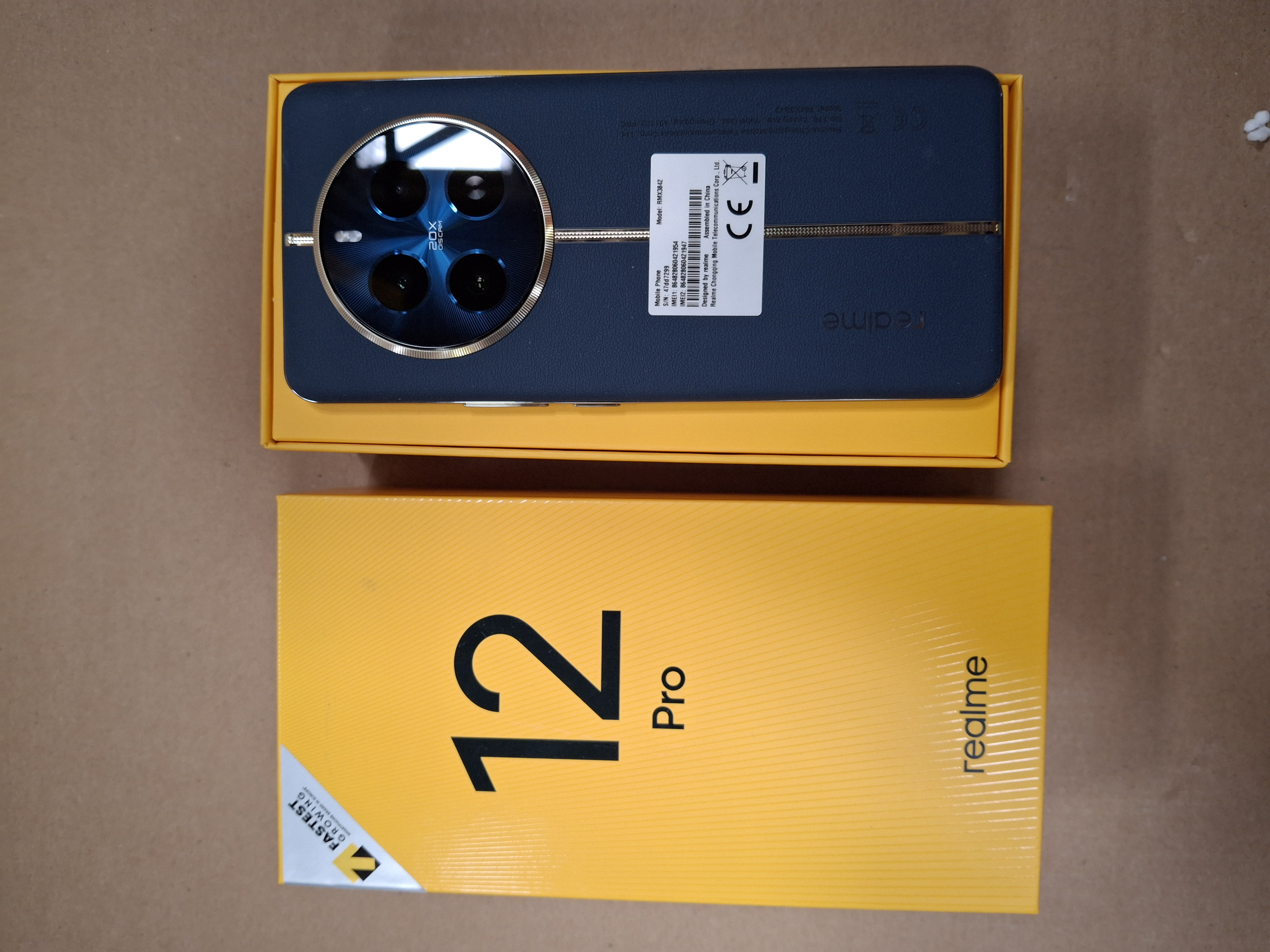 OUTLET - Smartfon REALME 12 Pro 5G 12/256GB Granatowy (Submarine Blue)