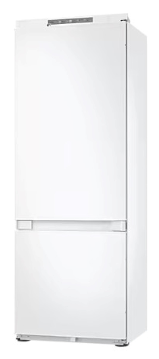 Biała lodówka z podwójnymi drzwiami. Konstrukcja z dolną zamrażarką. Czysta, nowoczesna, na białym tle.