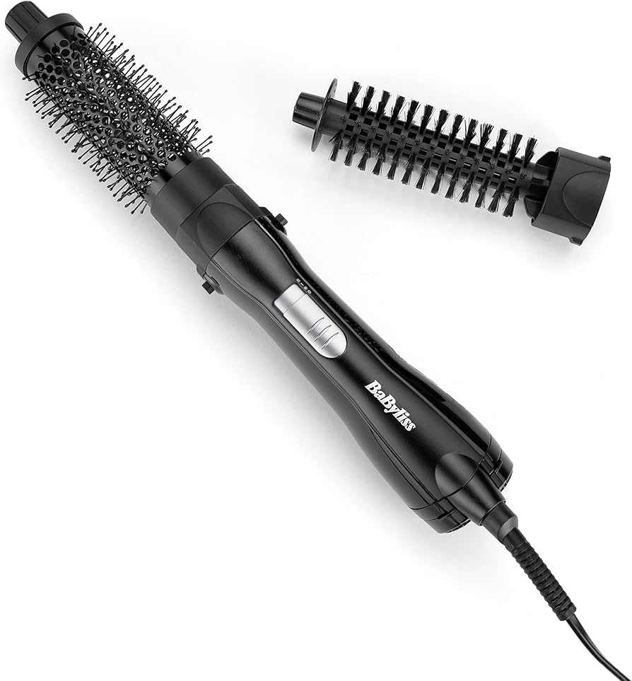 Czarna stylizacja włosów z dwoma nakładkami szczotkowymi, na białym tle.