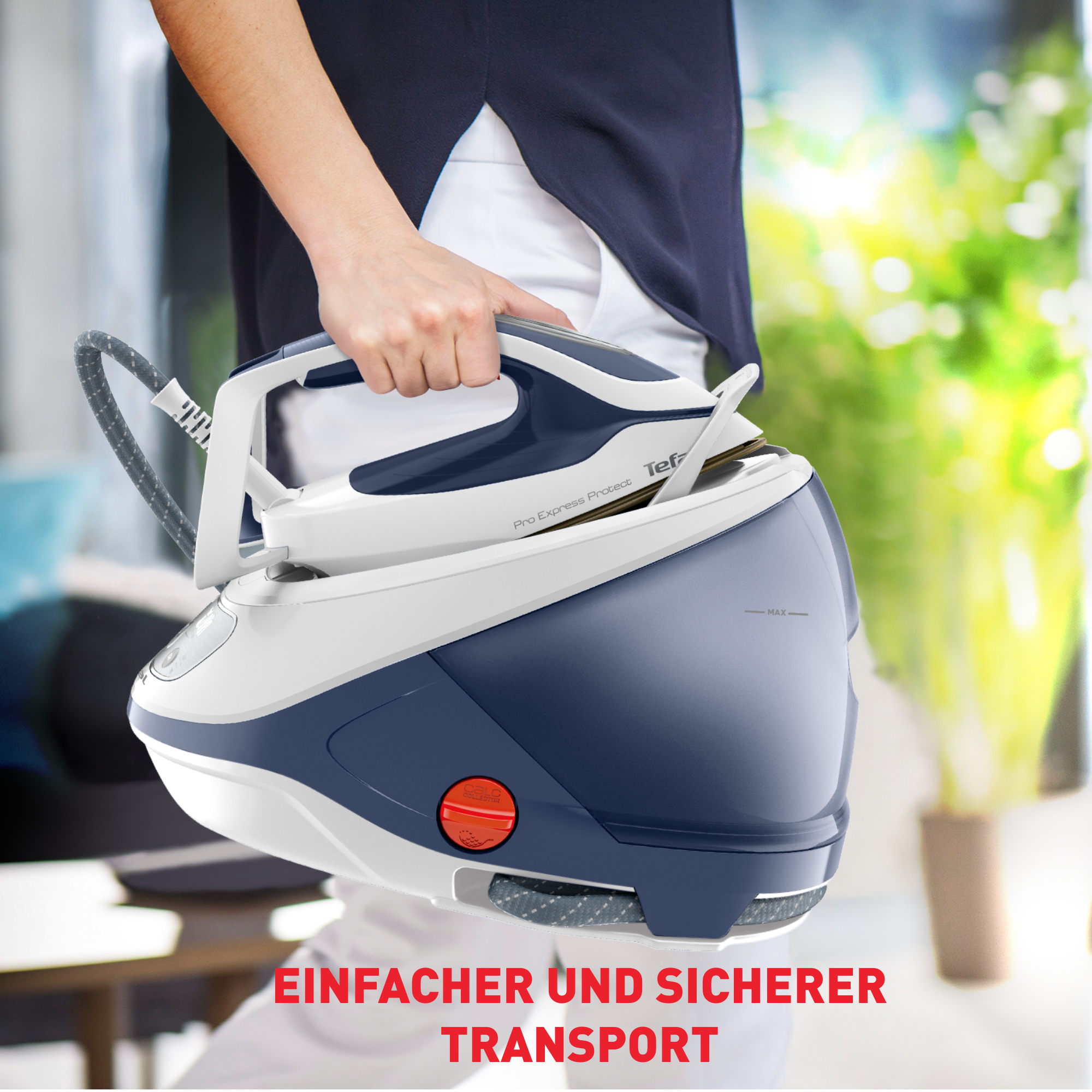 Eine Person hält ein weiß-blaues Bügeleisen. Text weist auf leichteren und sichereren Transport hin.