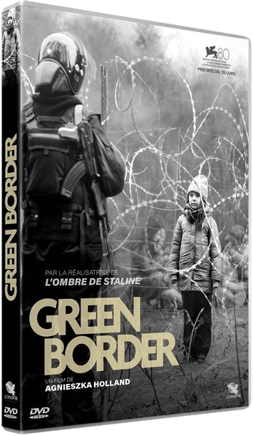 Couverture DVD de 'Green Border'. Un soldat et un enfant près de barbelés. Texte en or et blanc.
