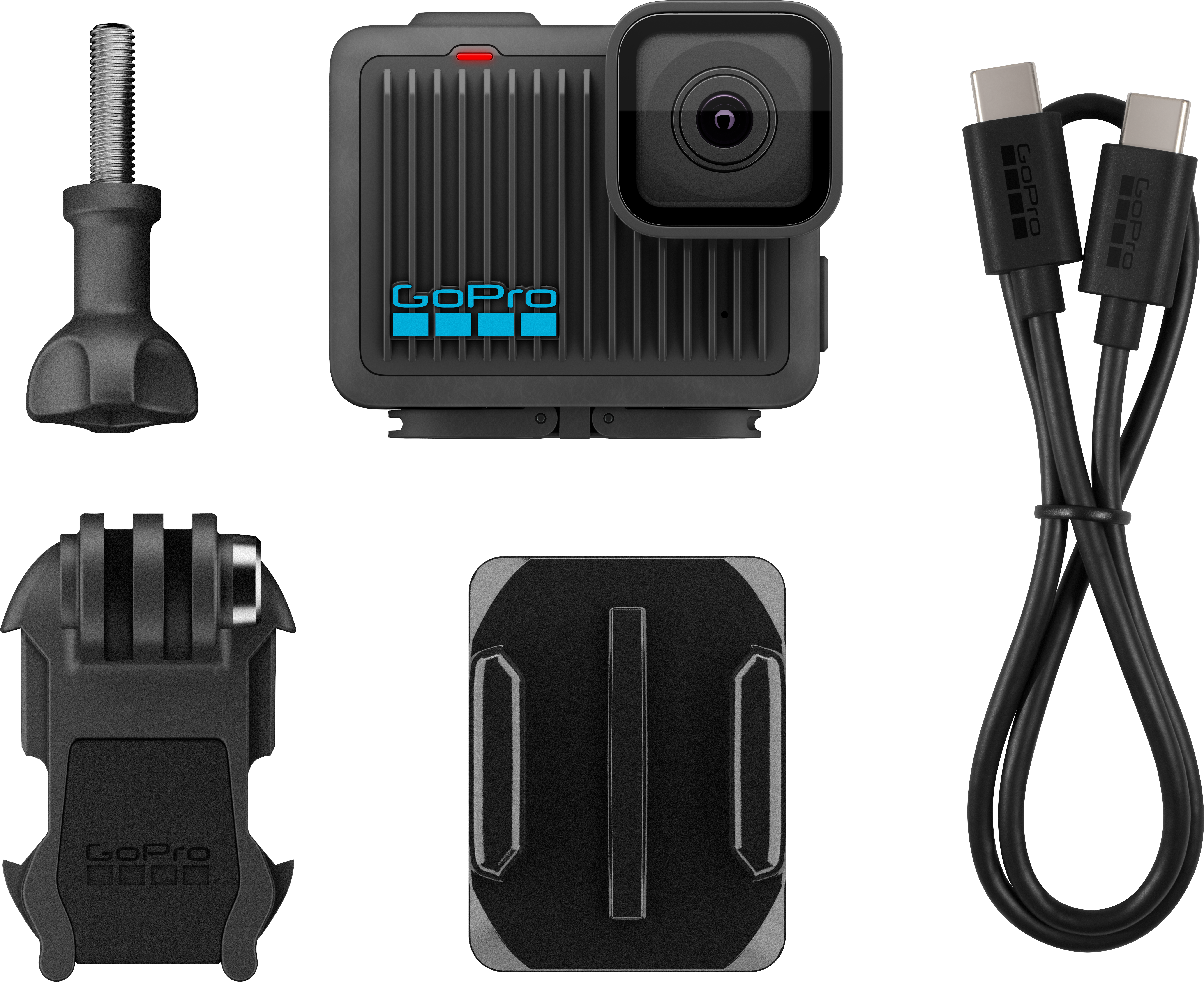Egy fekete akciókamera tartozékokkal: rögzítő hardver, adapter és USB-C kábel.