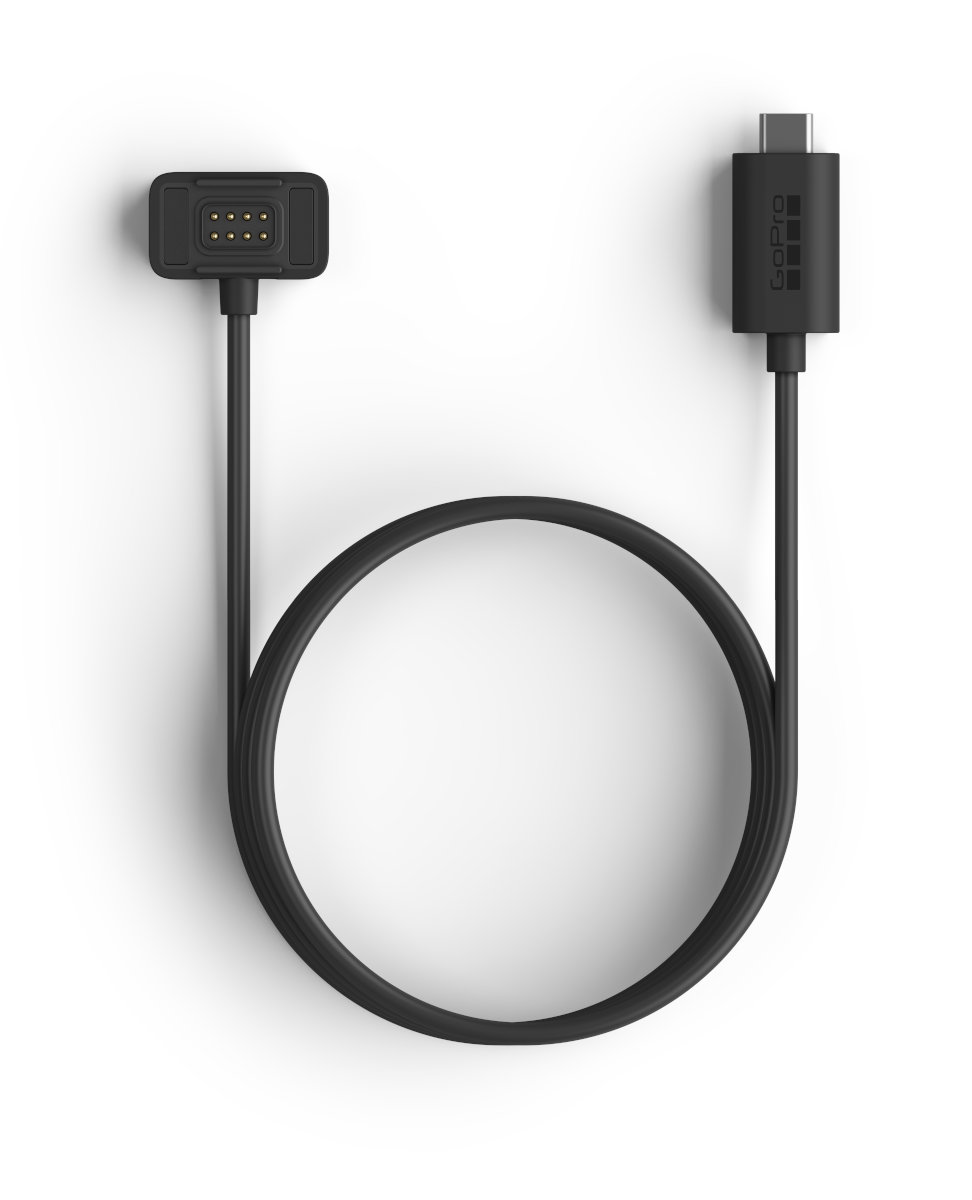 Kabel do ładowania GoPro, czarny, ze złączem na każdym końcu.