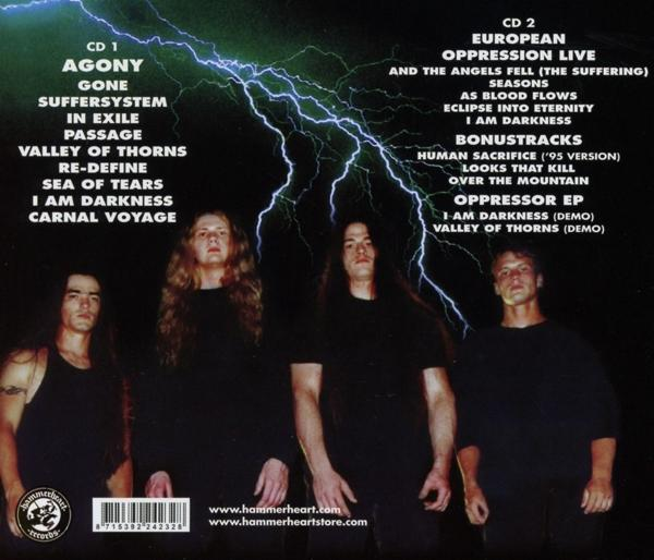 Rückseite einer CD mit Bandmitgliedern, einem Blitzgrafik und einer Titelliste.