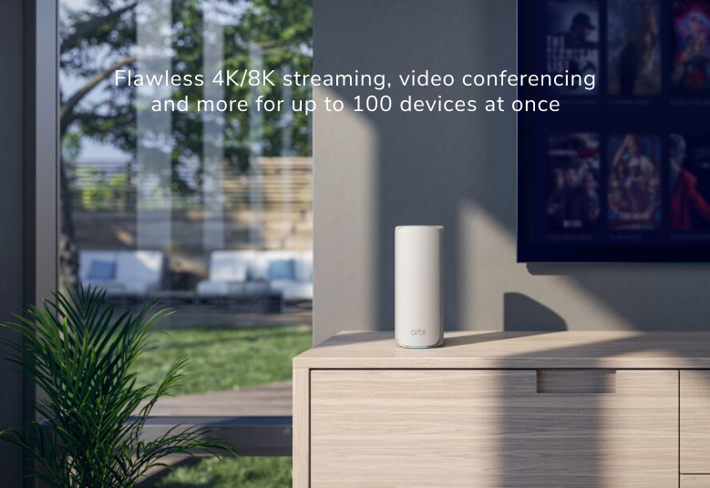 Ein weißer Router auf einem Holzschrank. Text: Fehlerfreies 4K/8K-Streaming und Videokonferenzen.