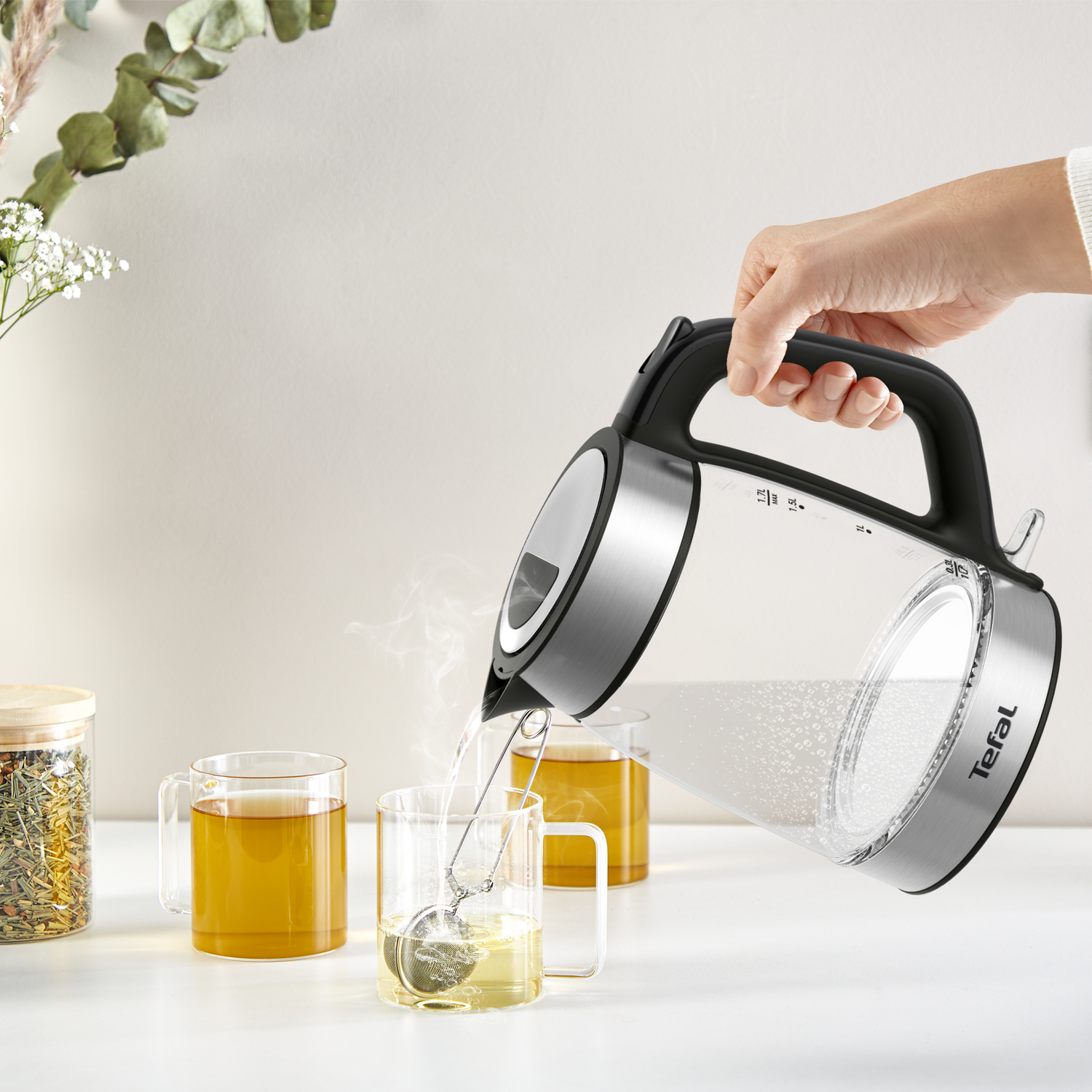 KI6668 Waterkoker 1,7 Liter Tefal KI6668 Waterkoker - Roestvrij Staal, 1.7L, 2400W, Automatische Uitschakeling, Één-kopsindicator Waterkoker Met één-kops Indicator