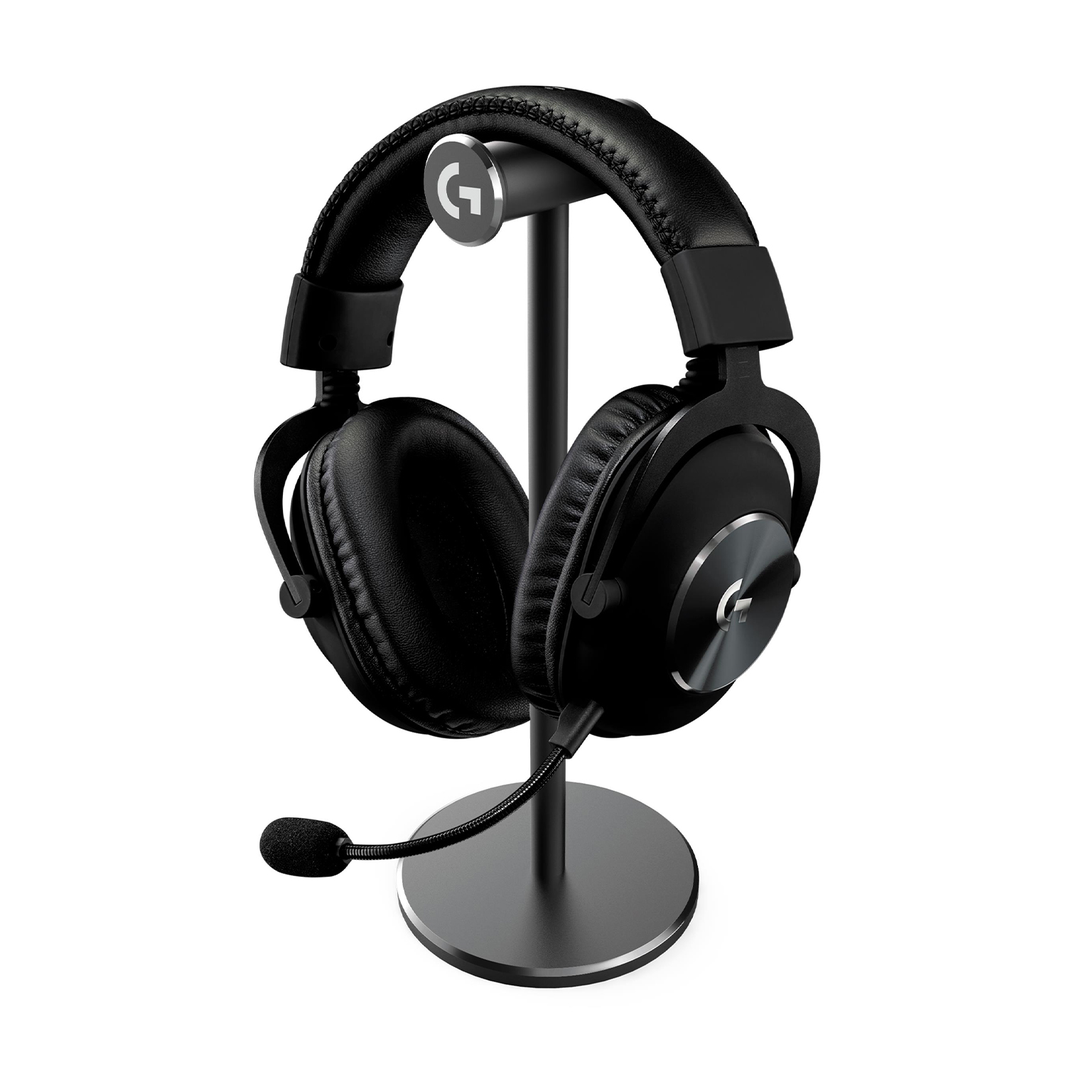 Cuffie nere su supporto argentato con microfono, su sfondo bianco.