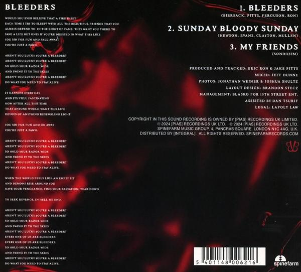 Textseite aus einem CD-Booklet für den Song "Bleeders" eines Künstlers. Text ist sichtbar.