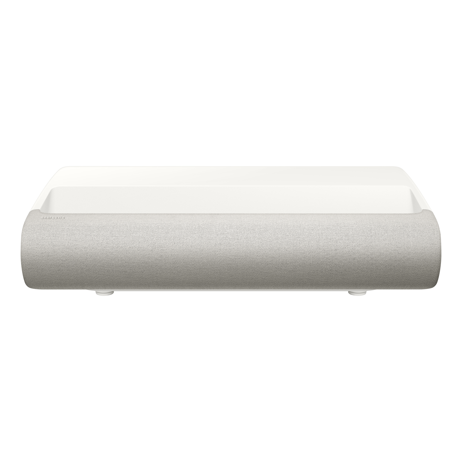 Een witte en grijze Samsung-projector tegen een zwarte achtergrond.