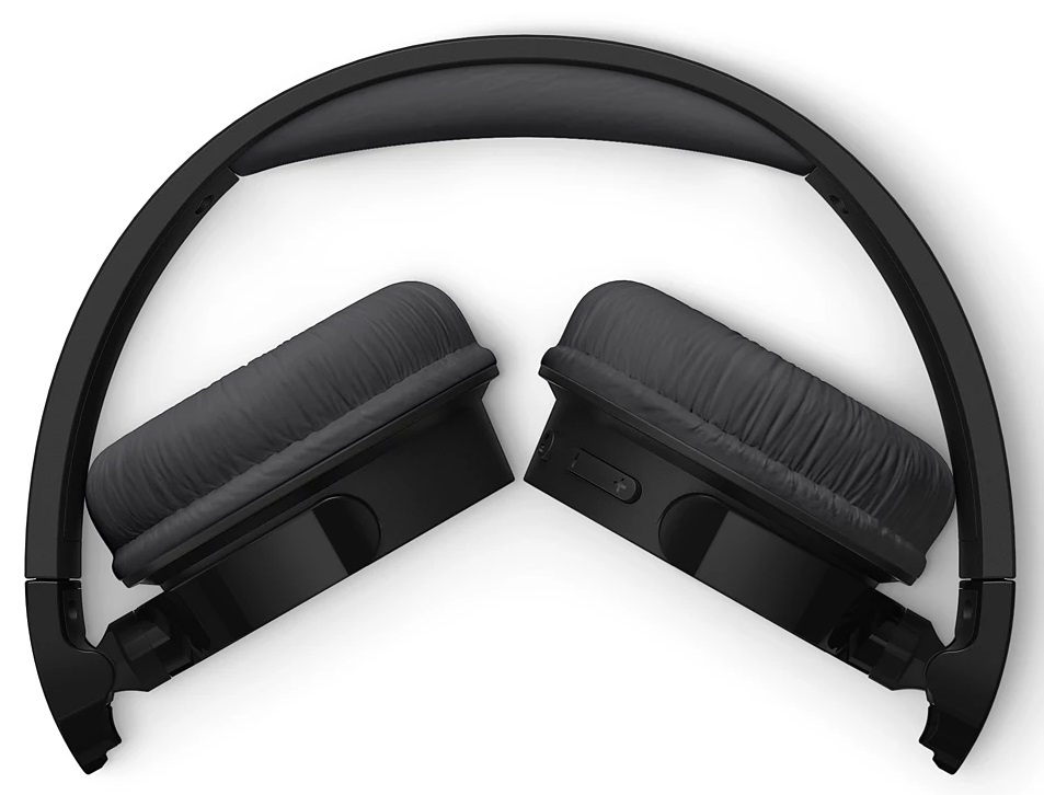 Czarne słuchawki, widok z góry. Nauszniki są otwarte. Białe tło.