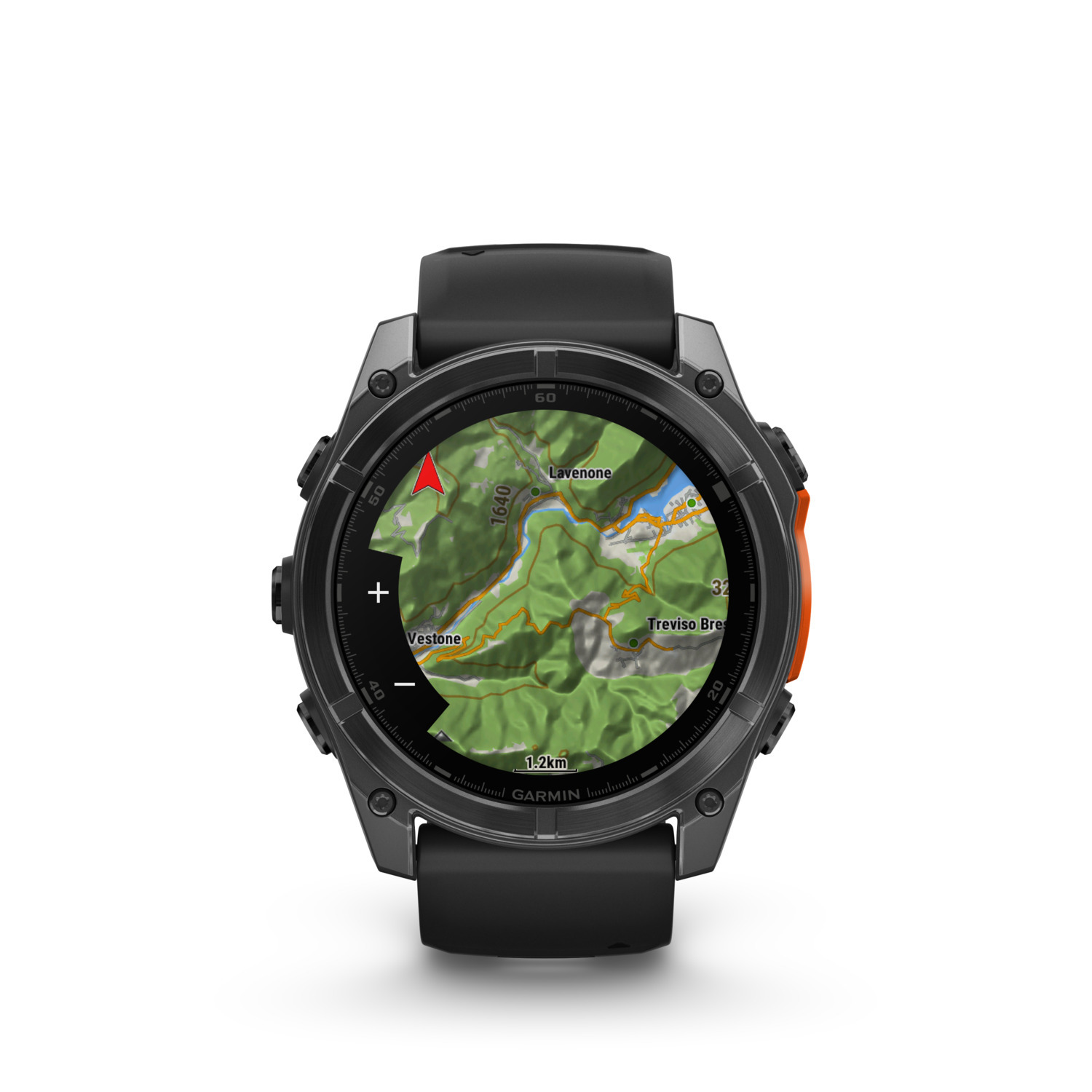 Zwart Garmin horloge met kaartweergave. Het horloge heeft een oranje accent en staat op een witte achtergrond.