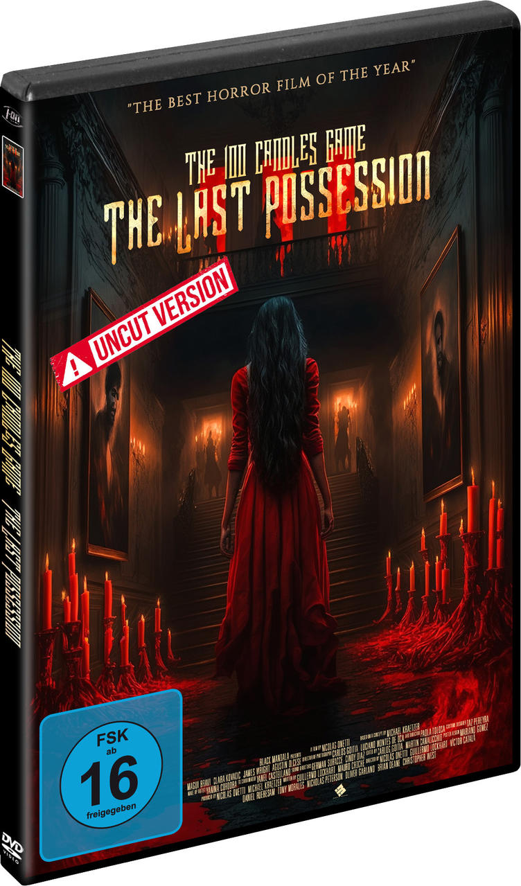 Eine DVD-Hülle mit einem Filmplakat, das eine Frau in einem roten Kleid in einem Flur zeigt.