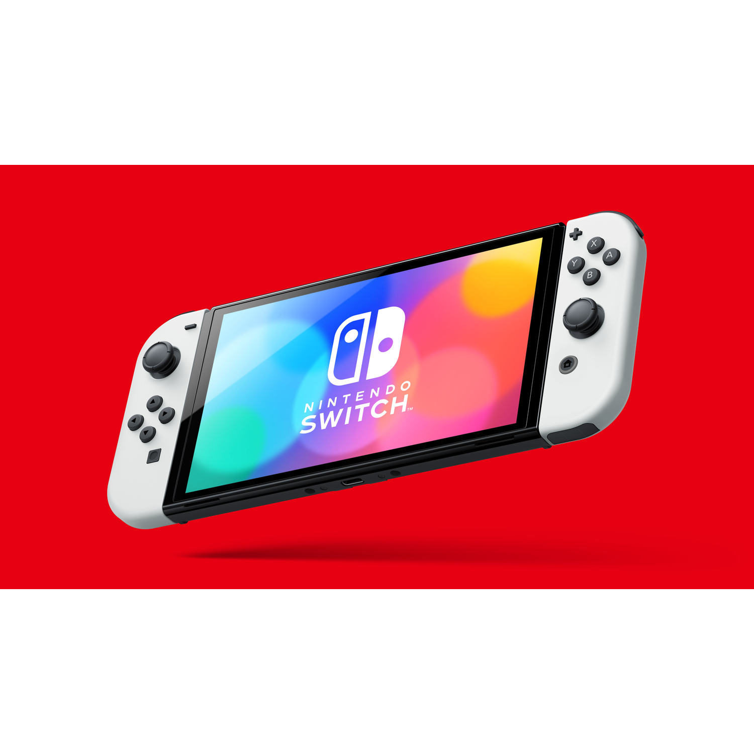 Een witte en zwarte Nintendo Switch-console tegen een rode achtergrond.