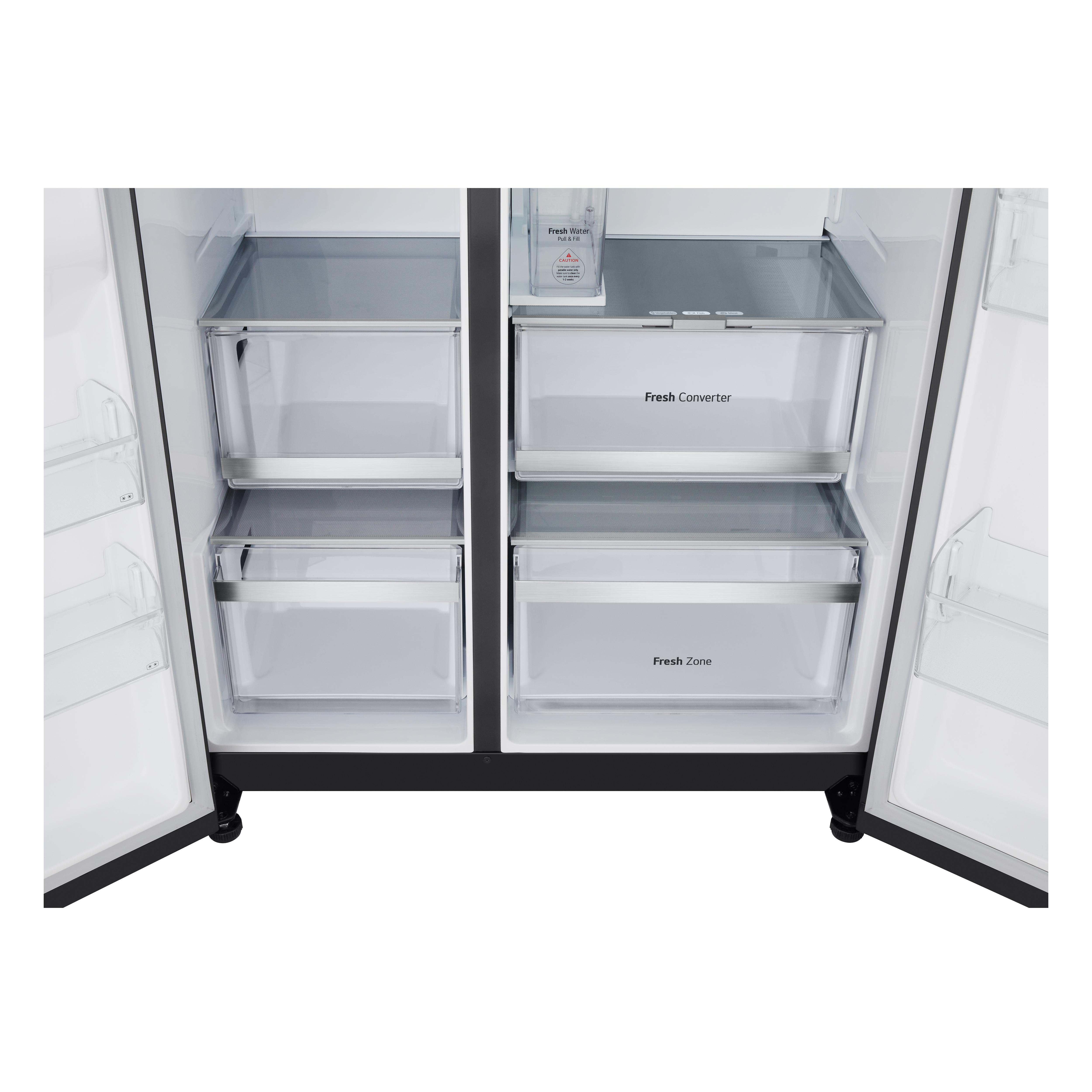Offener Kühlschrank. Innen befinden sich klare Schubladen mit der Aufschrift Fresh Converter und Fresh Zone.