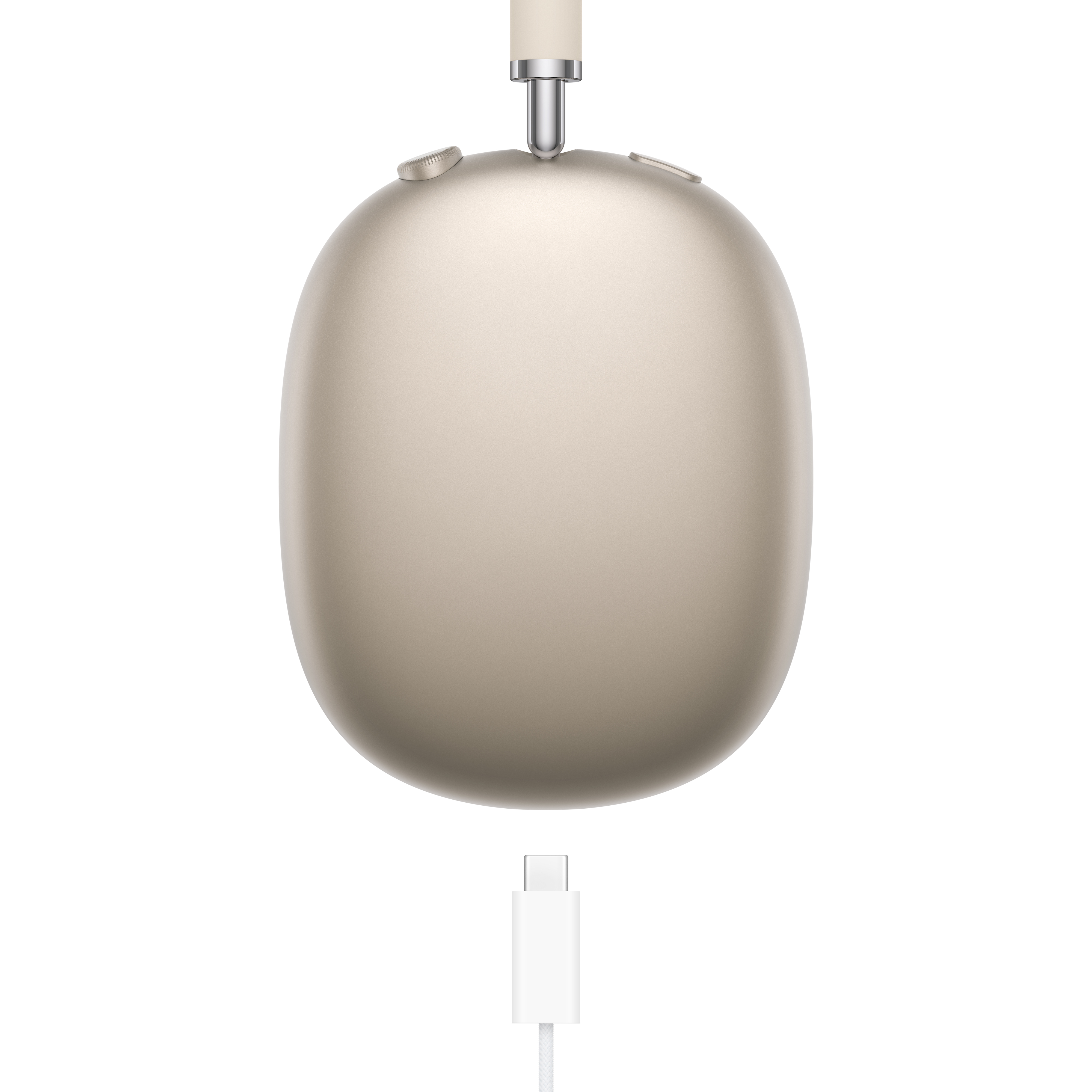Bézs Apple fejhallgatók és egy fehér töltőkábel USB-C csatlakozóval.