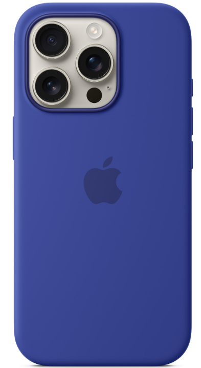 Niebieskie etui na telefon z trzema obiektywami aparatu i logo Apple.