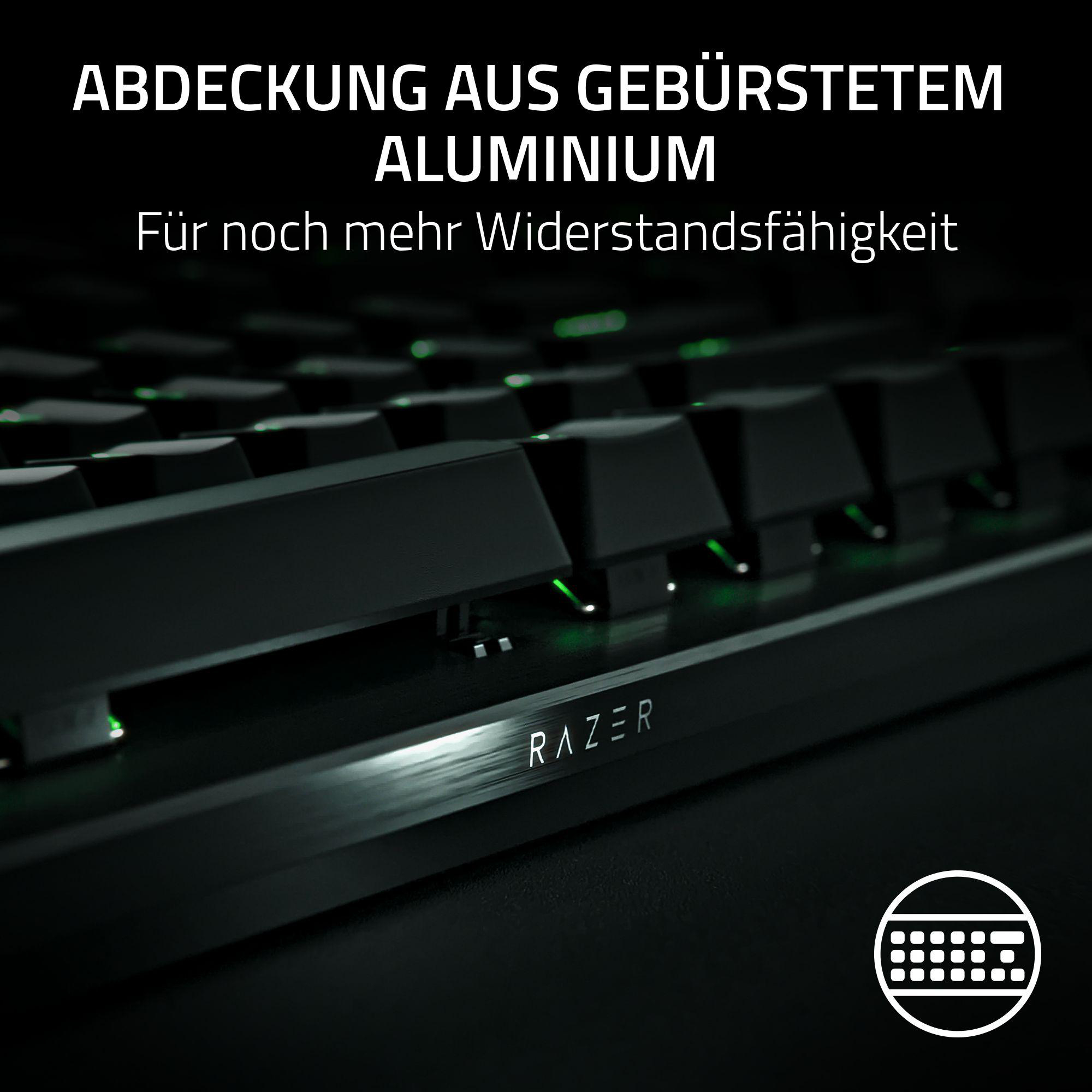Nahaufnahme einer schwarzen Tastatur mit gebürstetem Aluminium-Finish und dem Razer-Logo.
