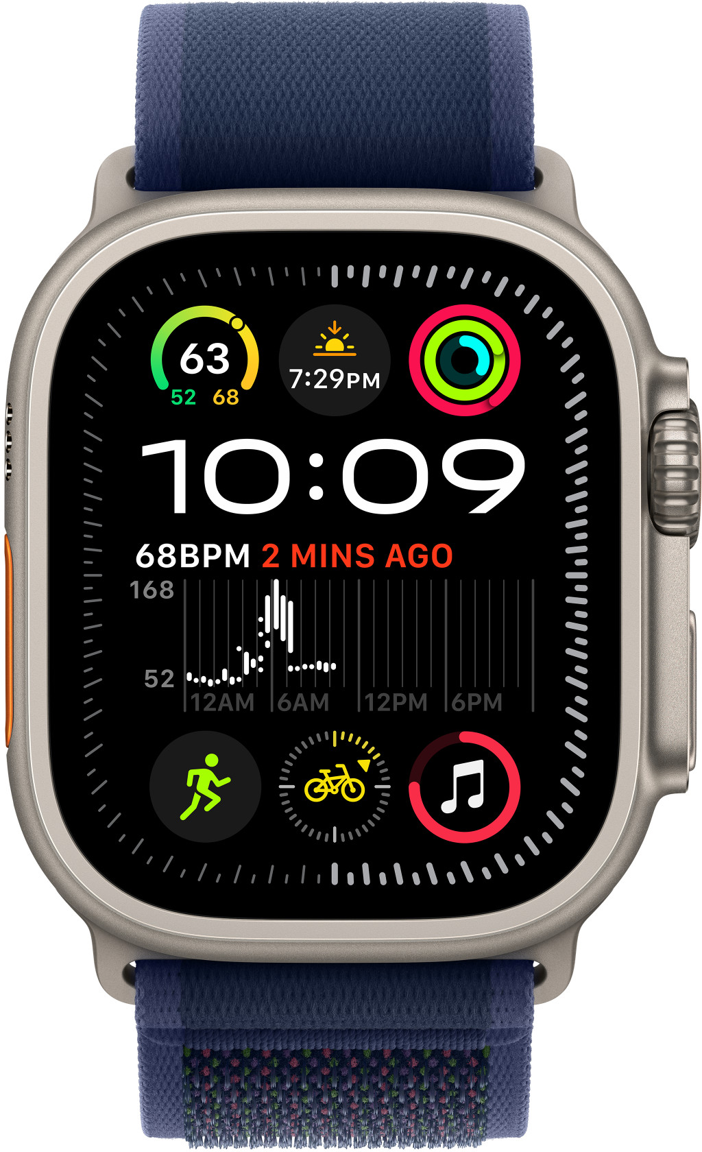 Ezüst Apple Watch Ultra kék szíjjal, időt és egészségügyi mutatókat mutat.