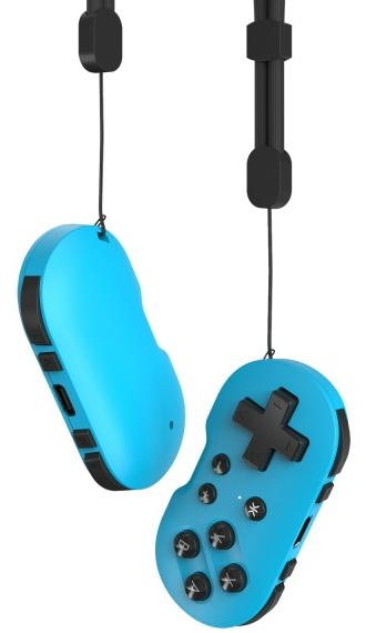 Zwei blaue Gamecontroller mit schwarzen Riemen. Einer ist nach vorne gerichtet, Knöpfe sichtbar, der andere nicht.