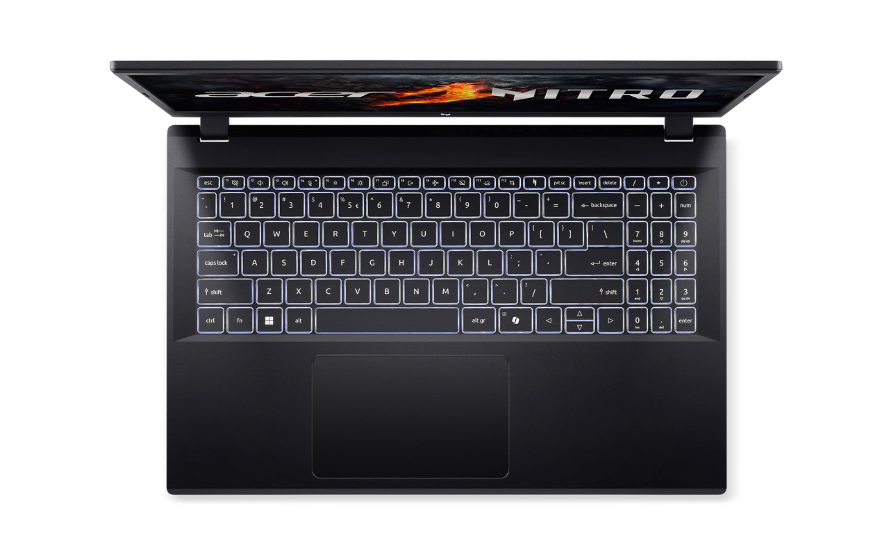 Bovenaanzicht van een zwarte Acer Nitro laptop met een wit verlicht toetsenbord.