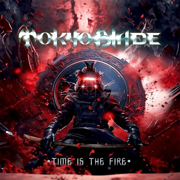 Album borító: Tokyo Blade, harcos karddal, piros háttér.