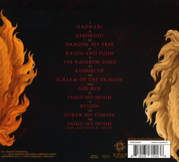 Album-Rückseite mit Songliste, rechts ein goldener Löwenkopf, links Flammen.