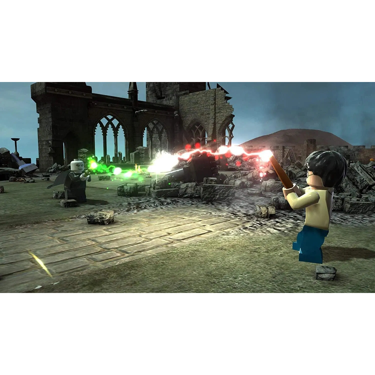 Lego Harry Potter game scene. Harry Potter vecht met groene en rode spreuken.
