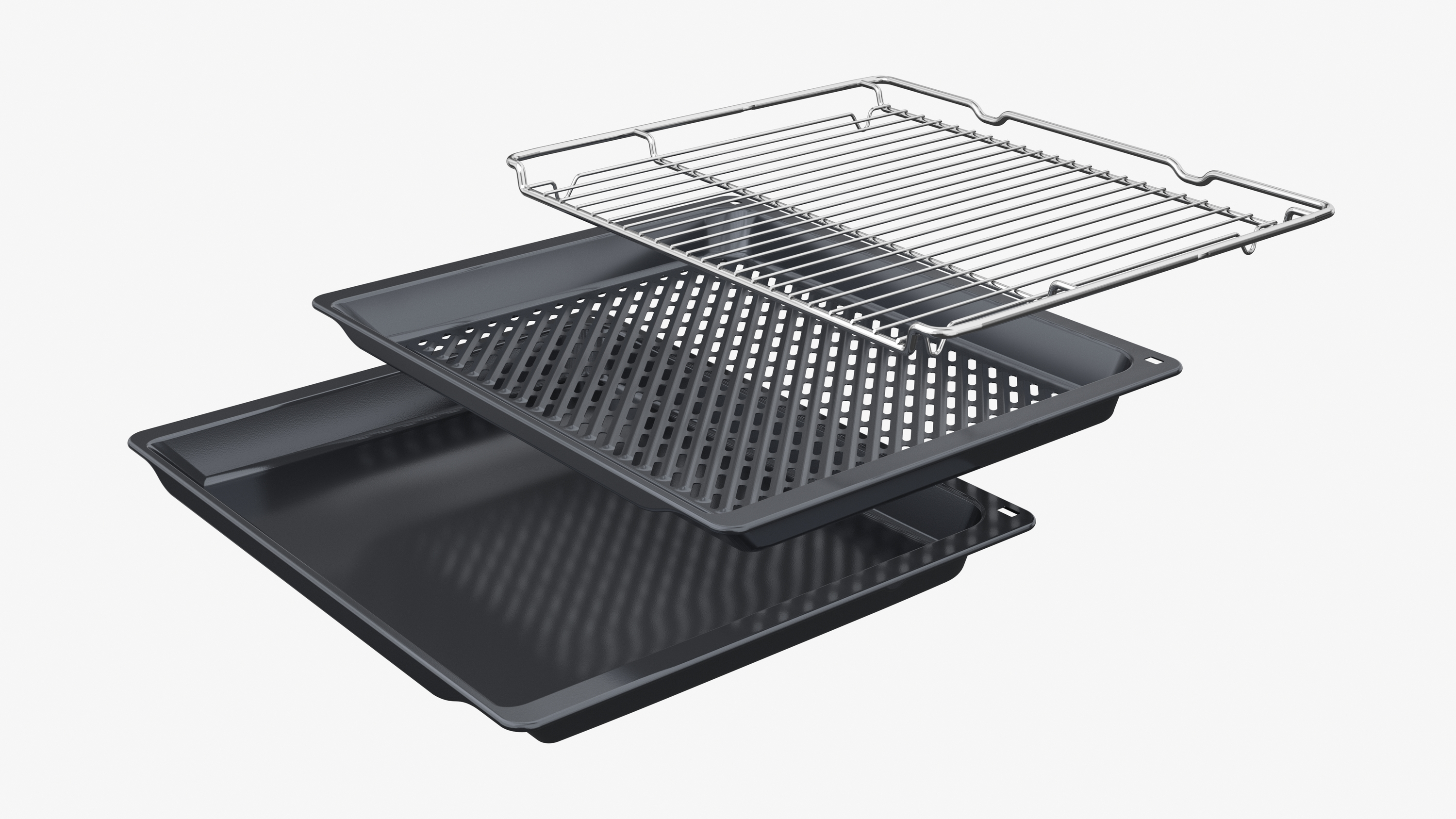 Drei Backbleche. Ein Metallrost liegt über einem perforierten Blech, das über einem massiven Blech ruht. Alle sind grau, vor weißem Hintergrund.