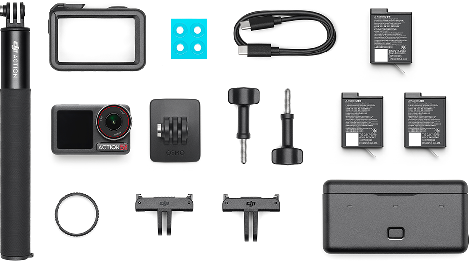 DJI Action 5 akciókamera-tartozékok fehér háttéren.