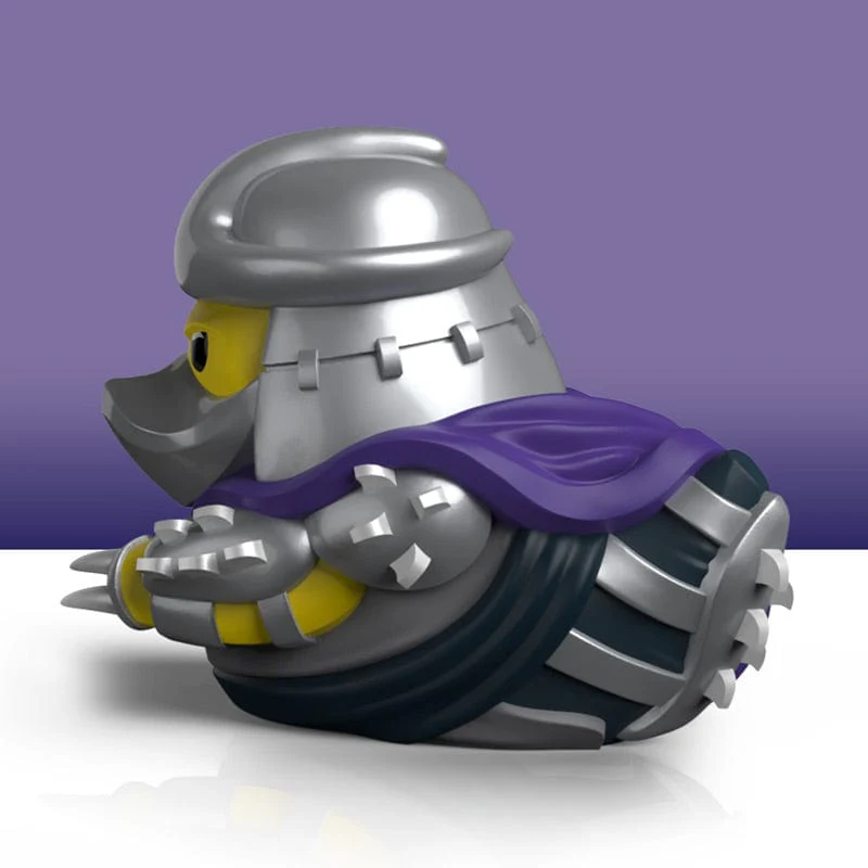 Egy gumikacsa játék a Teenage Mutant Ninja Turtles Shredder alakjában.
