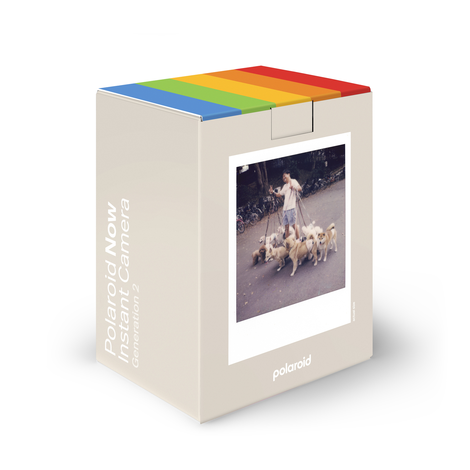 Doos met een Polaroid Now camera-afbeelding. Regenboog bovenop. Tekst: Polaroid Now Instant Camera.