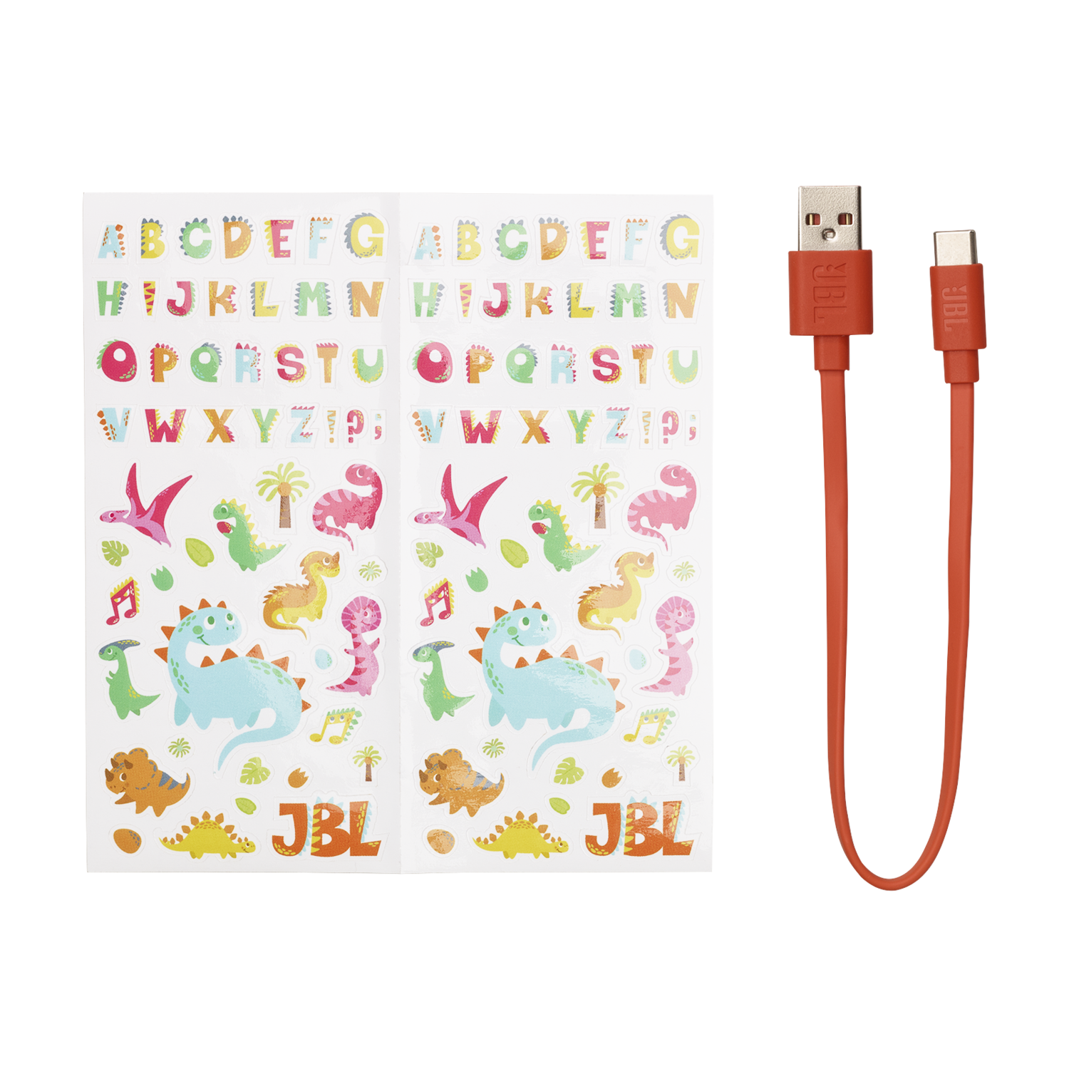 Twee stickervellen met kleurrijke dinosaurus- en alfabetontwerpen, plus een oranje JBL oplaadkabel.